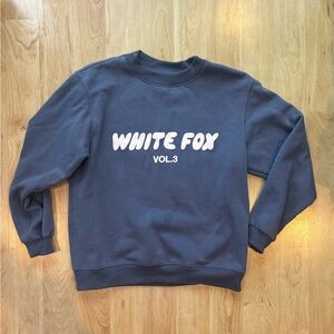 WHITE FOX M/L blue sweatshirt